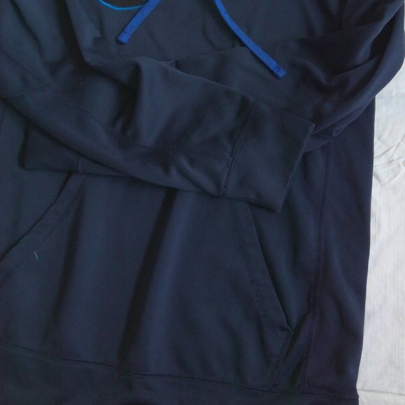 Nike dry fit hoodie - Picture 3 of 3